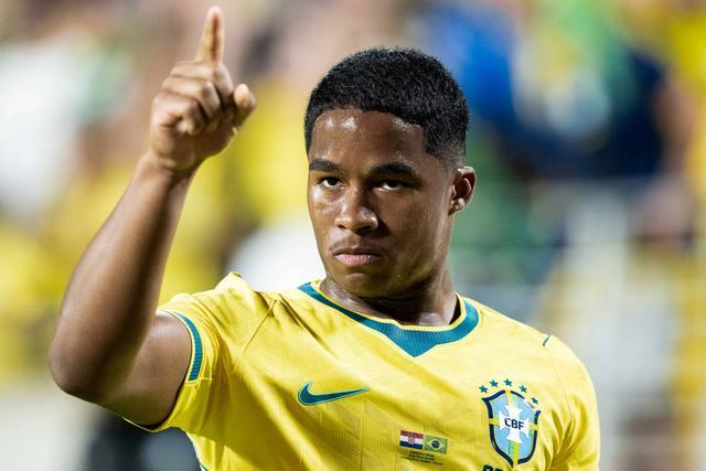 恩德里克不再彷徨！替补出场15分钟化身内马尔，剑指2026世界杯